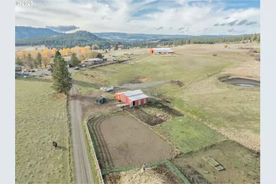 71564 Palmer Junction Rd, Elgin, OR 97827 - Photo 1