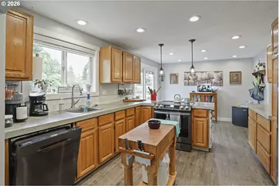 9244 SW Blake St, Tualatin, OR 97062 - Photo 13