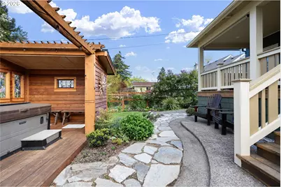 2050 Friendly St, Eugene, OR 97405 - Photo 35