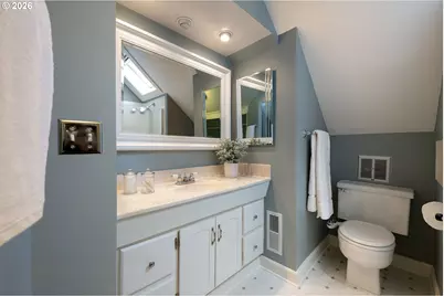 2050 Friendly St, Eugene, OR 97405 - Photo 33