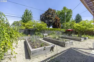 2889 Van Ave, Eugene, OR 97401 - Photo 37