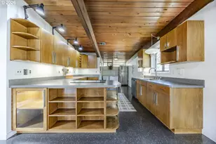 2889 Van Ave, Eugene, OR 97401 - Photo 17