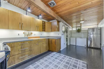 2889 Van Ave, Eugene, OR 97401 - Photo 19