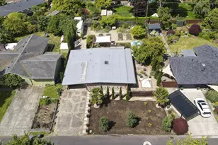 2889 Van Ave, Eugene, OR 97401 - Photo 47