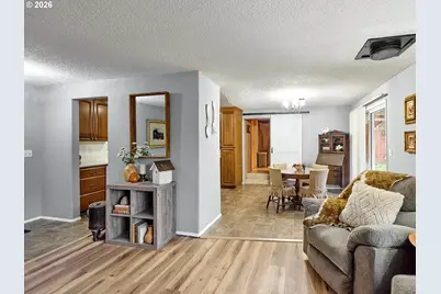 750 NE 5th St, Willamina, OR 97396 - Photo 7