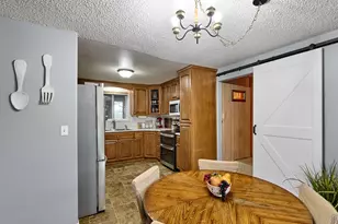 750 NE 5th St, Willamina, OR 97396 - Photo 9