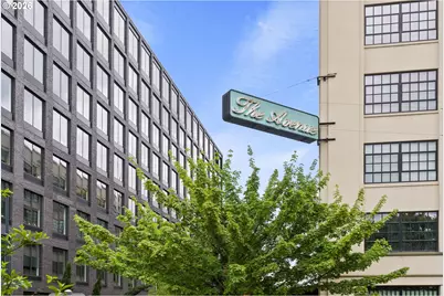 1400 NW Irving St #402, Portland, OR 97209 - Photo 31