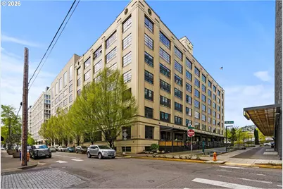 1400 NW Irving St #402, Portland, OR 97209 - Photo 35