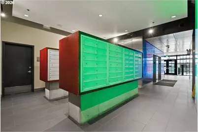 1400 NW Irving St #402, Portland, OR 97209 - Photo 9