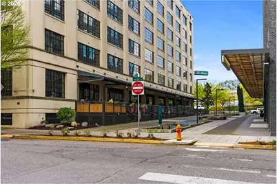 1400 NW Irving St #402, Portland, OR 97209 - Photo 3