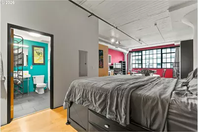 1400 NW Irving St #402, Portland, OR 97209 - Photo 23