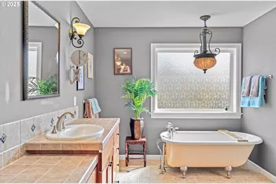 14322 SE Donatello Loop, Happy Valley, OR 97086 - Photo 27