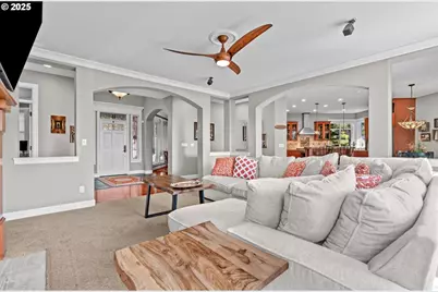 14322 SE Donatello Loop, Happy Valley, OR 97086 - Photo 17