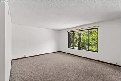 3616 Wilshire Ln, Eugene, OR 97405 - Photo 7