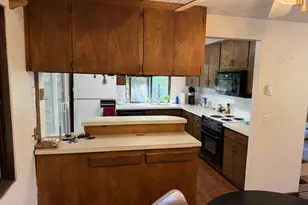 3616 Wilshire Ln, Eugene, OR 97405 - Photo 7