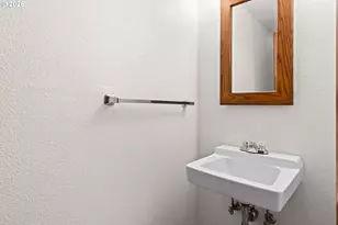 3616 Wilshire Ln, Eugene, OR 97405 - Photo 27