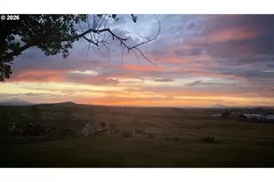 3647 SW Hwy 97, Madras, OR 97741 - Photo 35