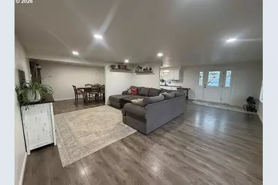 3647 SW Highway 97, Madras, OR 97741 - Photo 5