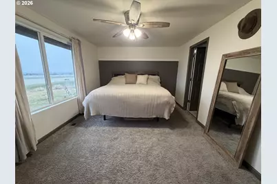 3647 SW Highway 97, Madras, OR 97741 - Photo 9