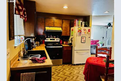 103 SE 17th Ave, Milton-Freewater, OR 97862 - Photo 11