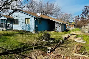 103 SE 17th Ave, Milton-Freewater, OR 97862 - Photo 3