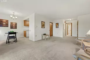 11490 SW Crown Dr, King City, OR 97224 - Photo 5