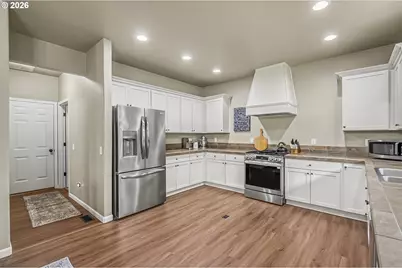 14368 Talawa Dr, Oregon City, OR 97045 - Photo 13