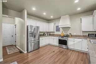 14368 Talawa Dr, Oregon City, OR 97045 - Photo 13