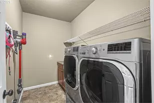 14368 Talawa Dr, Oregon City, OR 97045 - Photo 17