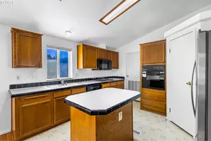 1221 47th Ave, Sweet Home, OR 97386 - Photo 9