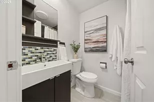 1948 NE Sunrise Ln, Hillsboro, OR 97124 - Photo 17