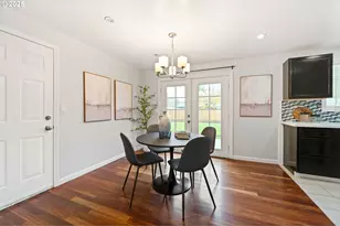 1948 NE Sunrise Ln, Hillsboro, OR 97124 - Photo 7