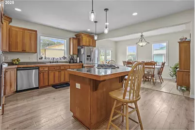 245 NE Balm St, Sheridan, OR 97378 - Photo 17