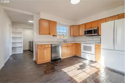 1360 2nd Ave, Sweet Home, OR 97386 - Photo 7