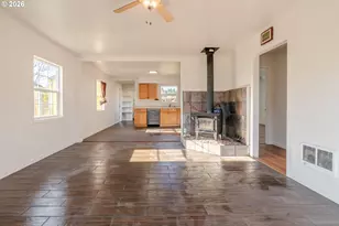 1360 2nd Ave, Sweet Home, OR 97386 - Photo 3