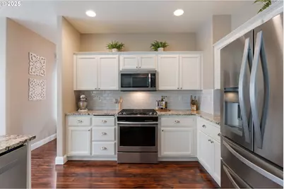 17337 SW Galewood Dr, Sherwood, OR 97140 - Photo 7