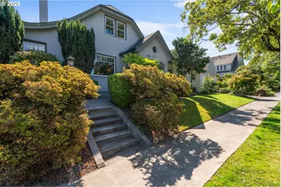 830 NE Cesar E Chavez Blvd, Portland, OR 97232 - Photo 41