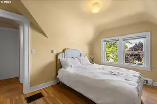 830 NE Cesar E Chavez Blvd, Portland, OR 97232 - Photo 31