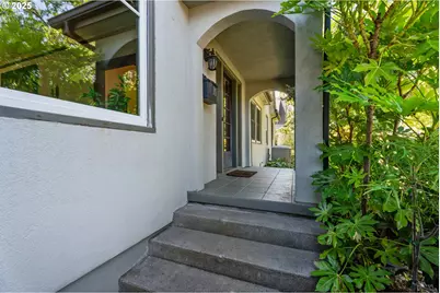 830 NE Cesar E Chavez Blvd, Portland, OR 97232 - Photo 3