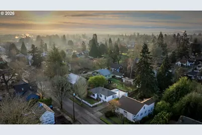 1960 Breyman St, Salem, OR 97301 - Photo 29