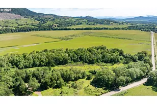 687 Hubbard Creek Rd, Umpqua, OR 97486 - Photo 17