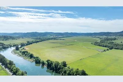 687 Hubbard Creek Rd, Umpqua, OR 97486 - Photo 23