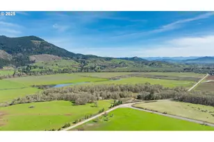 687 Hubbard Creek Rd, Umpqua, OR 97486 - Photo 17