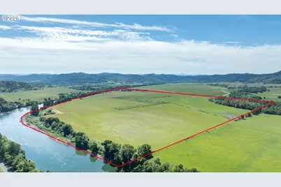 687 Hubbard Creek Rd, Umpqua, OR 97486 - Photo 3