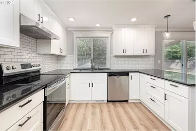 6708 NE 2nd Pl, Vancouver, WA 98665 - Photo 9