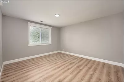 6708 NE 2nd Pl, Vancouver, WA 98665 - Photo 31