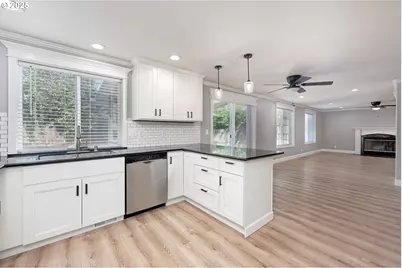 6708 NE 2nd Pl, Vancouver, WA 98665 - Photo 13