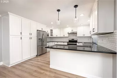 6708 NE 2nd Pl, Vancouver, WA 98665 - Photo 15