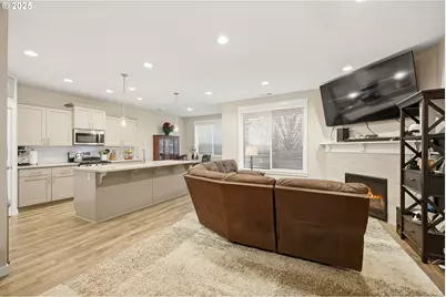 2211 SE 12th Ave, Canby, OR 97013 - Photo 9