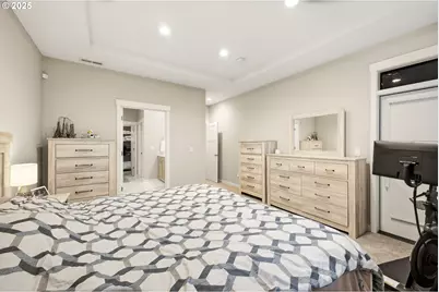 2211 SE 12th Ave, Canby, OR 97013 - Photo 13